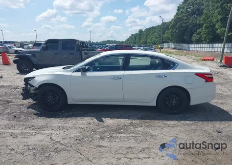 2017 Nissan Altima 2.5 S из США, поврежденный, VIN 1N4AL3AP0HC179858